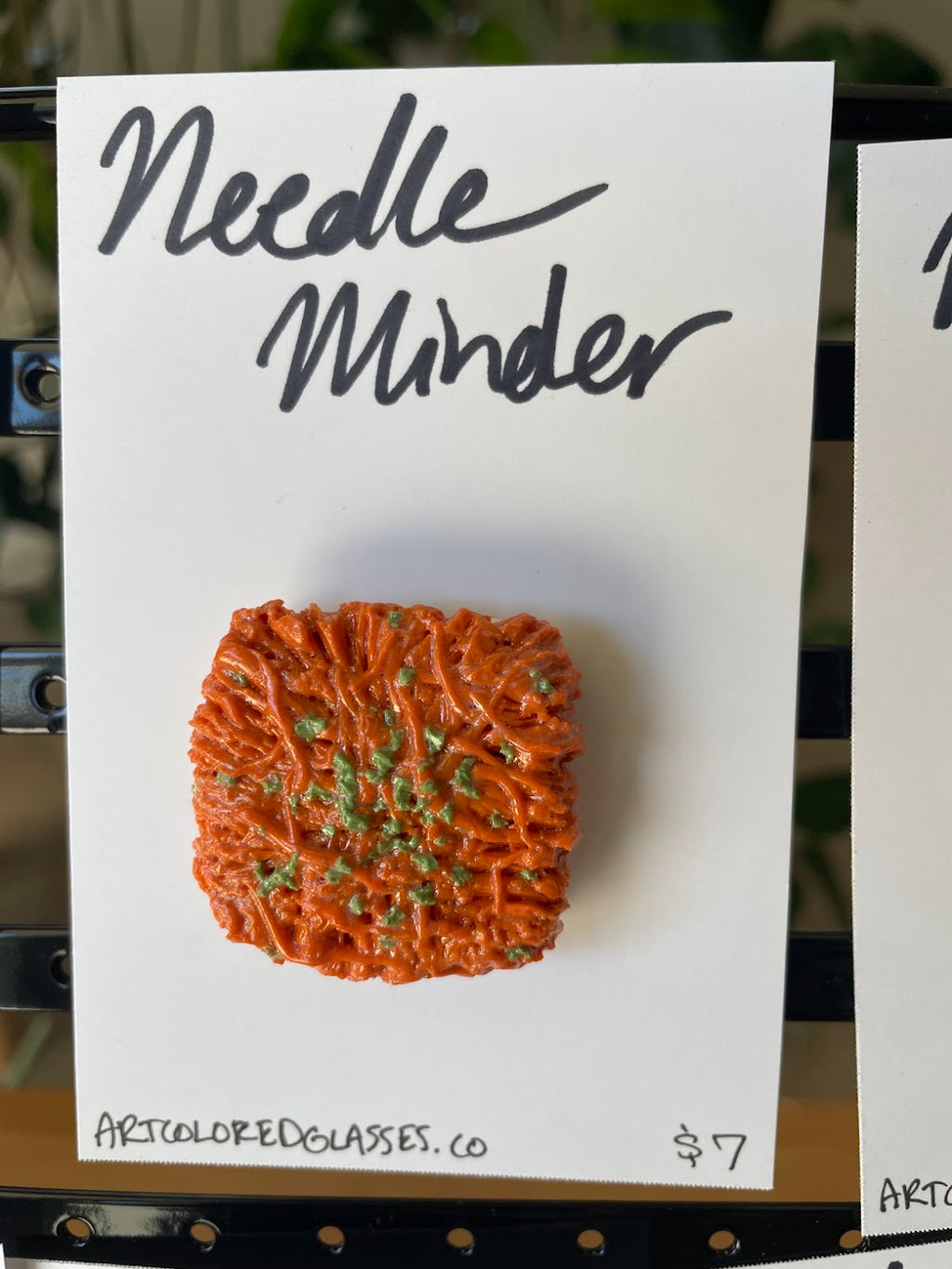 Knafeh Handmade Magnetic Needle Minder